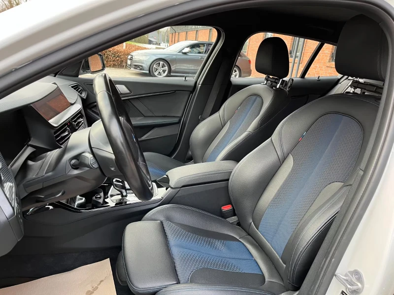 BMW 120 d/M-SPORT/190HP/DIGITAL/SHADOW-L./AMBI/KLESS/745f, снимка 6 - Автомобили и джипове - 51722378