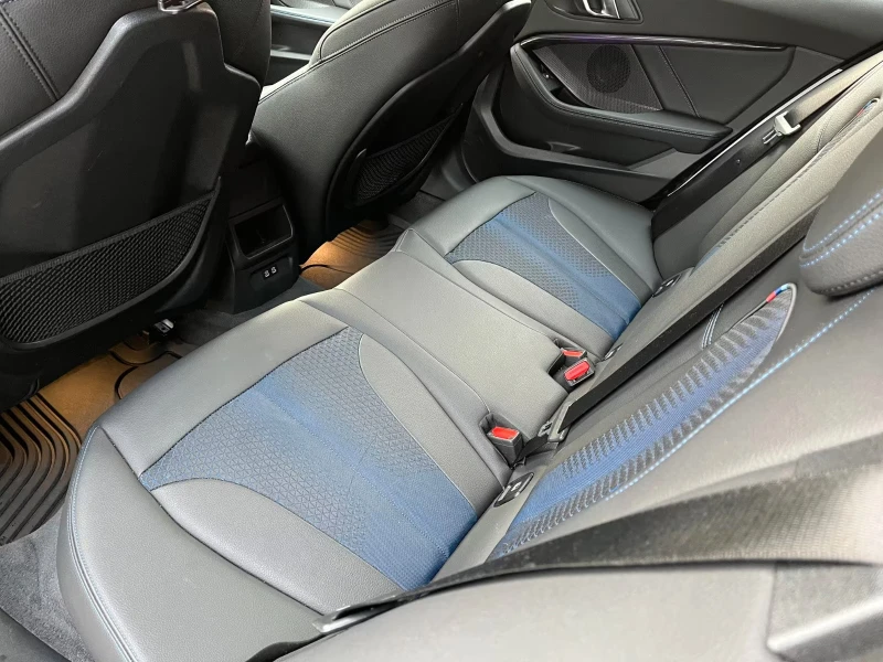 BMW 120 d/M-SPORT/190HP/DIGITAL/SHADOW-L./AMBI/KLESS/745f, снимка 16 - Автомобили и джипове - 51722378