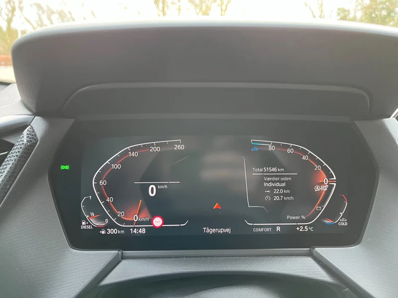 BMW 120 d/M-SPORT/190HP/DIGITAL/SHADOW-L./AMBI/KLESS/745f, снимка 11 - Автомобили и джипове - 51722378