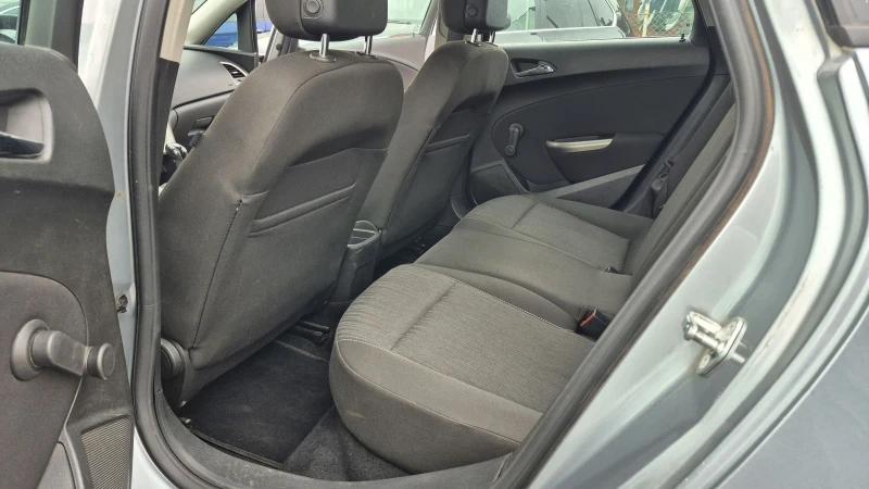 Opel Astra 2012 * 1.7 CDTi * Sport Tourer * ОФЕРТА, снимка 9 - Автомобили и джипове - 52080426