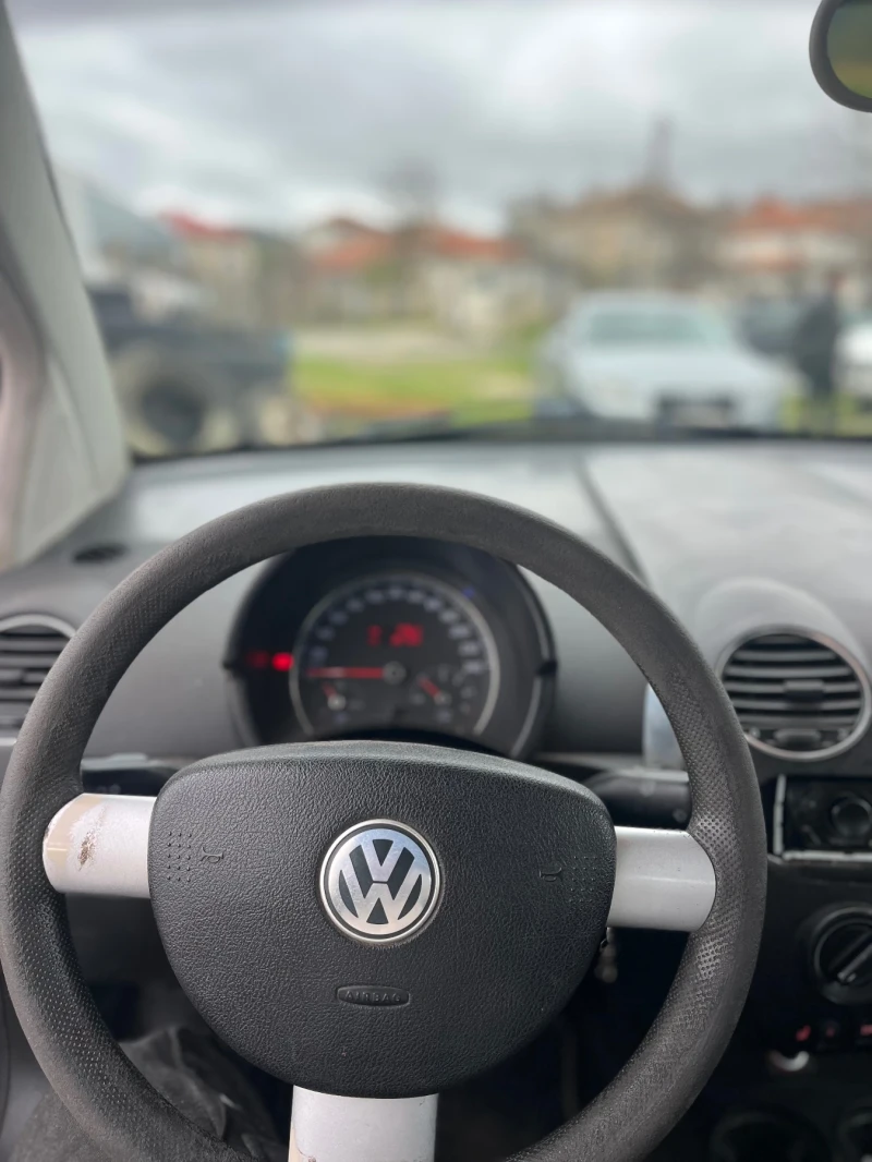 VW Beetle, снимка 6 - Автомобили и джипове - 52679504