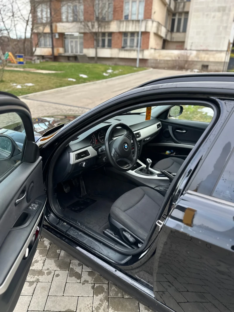 BMW 318 318d N47D20, снимка 12 - Автомобили и джипове - 53168889