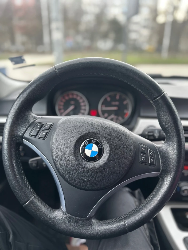 BMW 318 318d N47D20, снимка 16 - Автомобили и джипове - 53168889