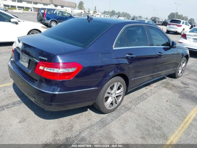 Mercedes-Benz E 500 4MATIC , снимка 13 - Автомобили и джипове - 47571777