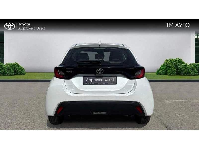 Toyota Yaris 1.5 CHIC - изображение 4