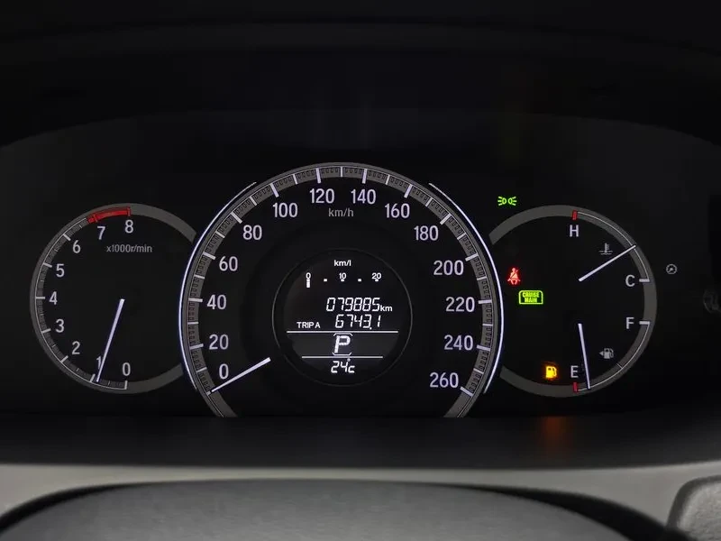 Honda Accord 2.4 9Th Generation, снимка 15 - Автомобили и джипове - 55841654