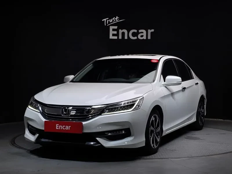 Honda Accord 2.4 9Th Generation, снимка 2 - Автомобили и джипове - 55841654