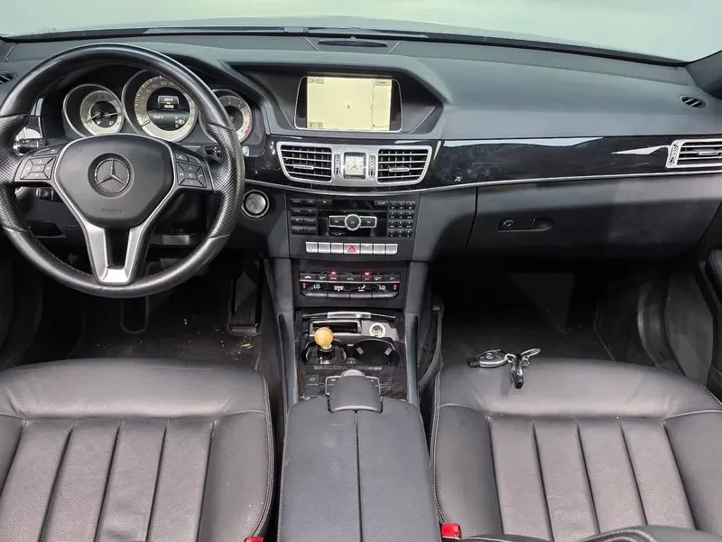 Mercedes-Benz E 300 4Matic Avantgarde - САМО 30% АВАНС, снимка 7 - Автомобили и джипове - 56002493