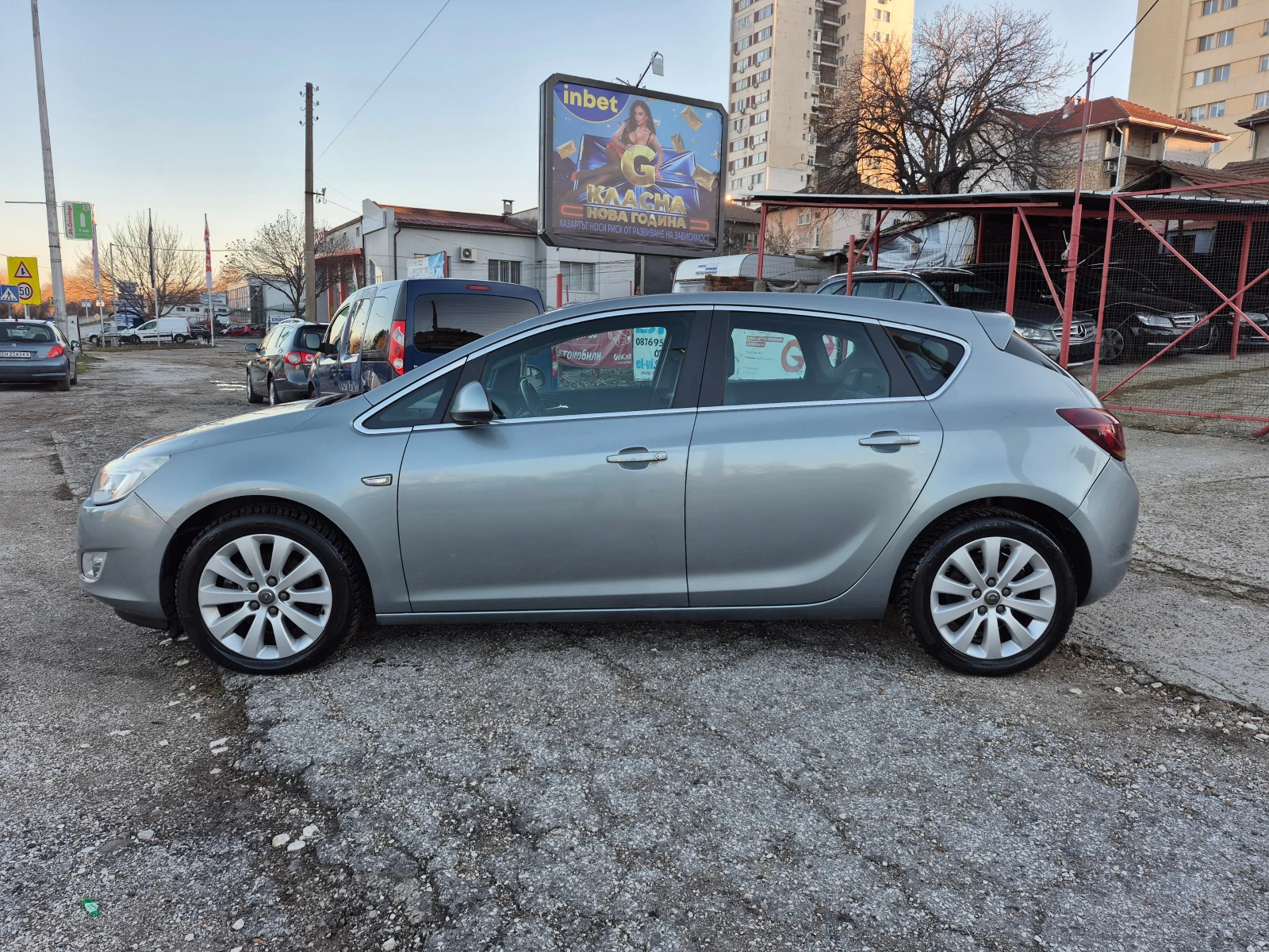 Opel Astra 1.7 CDTI COSMO - изображение 8