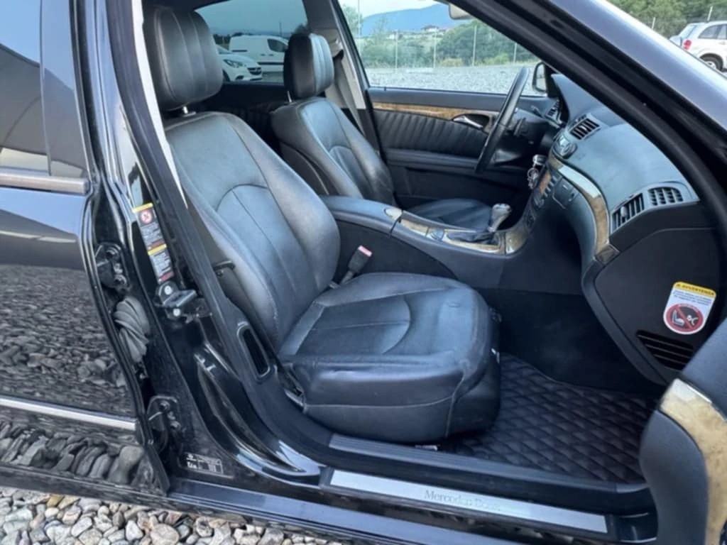 Mercedes-Benz E 320  - изображение 9