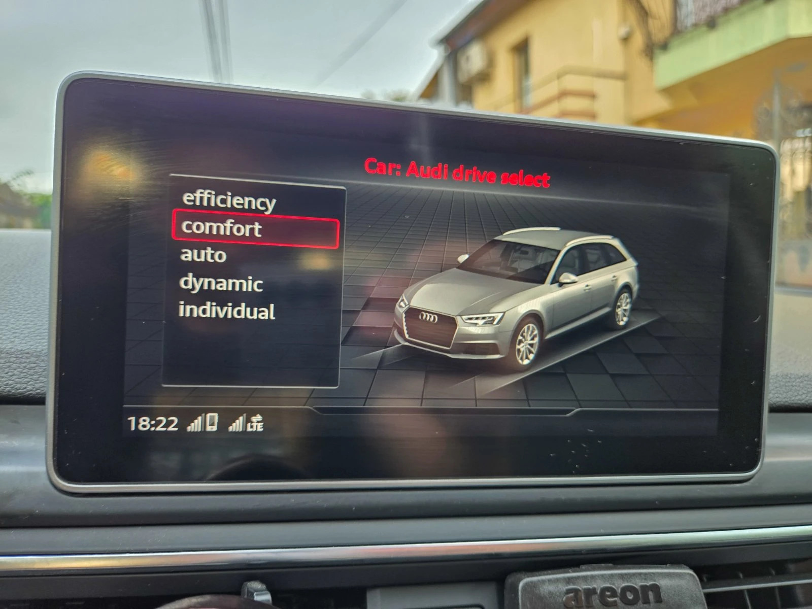 Audi A4 4х4/DISTRONIK - изображение 6