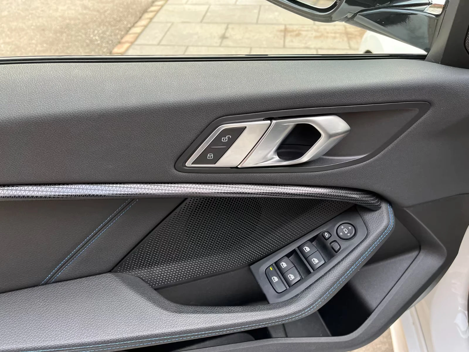 BMW 120 d/M-SPORT/190HP/DIGITAL/SHADOW-L./AMBI/KLESS/745f | Mobile.bg   15