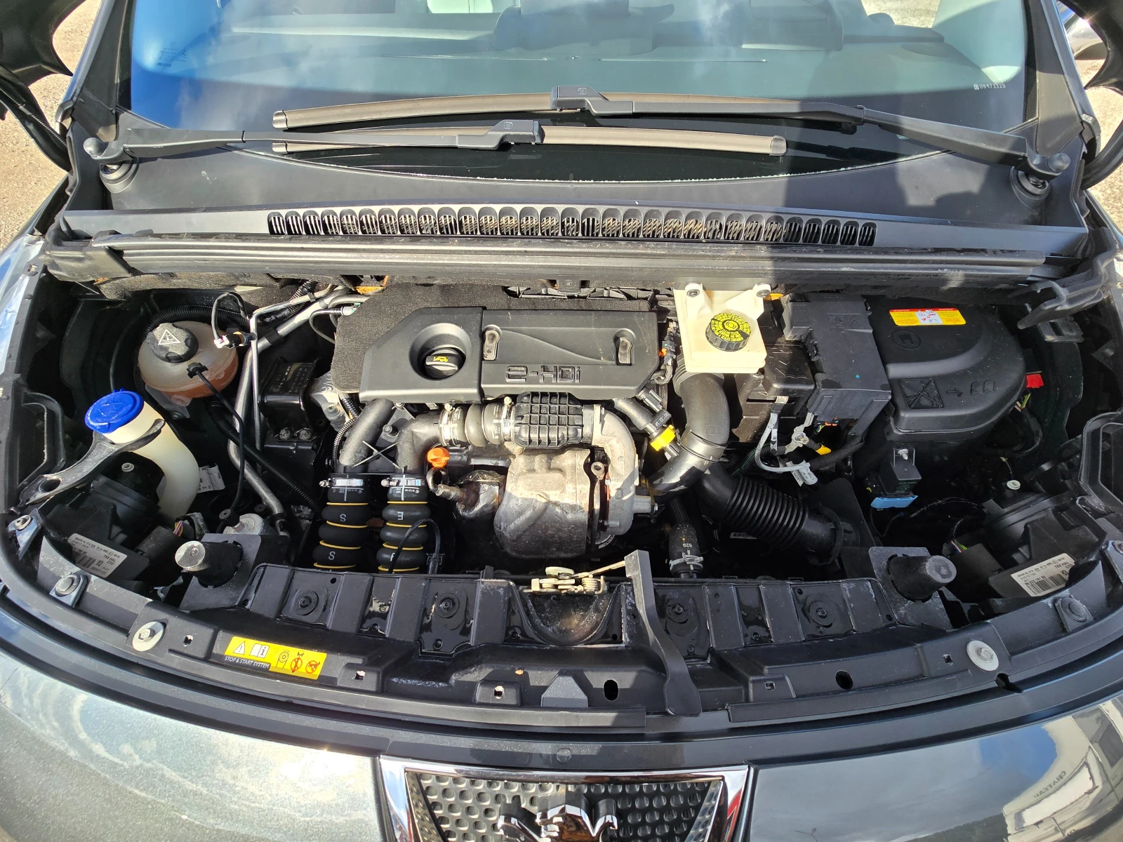 Peugeot 3008 1.6 HDI AВТОМАТИК/ВСИЧКИ ЕКСТРИ  - изображение 9