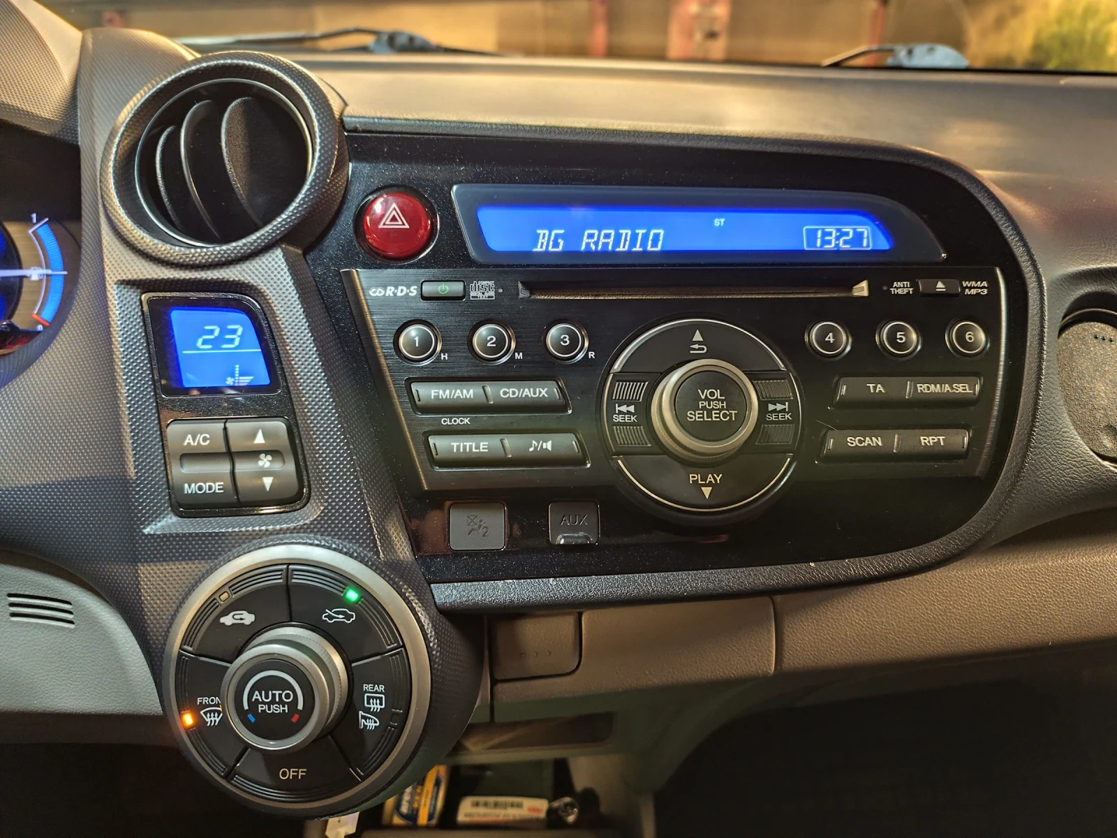 Honda Insight  - изображение 8