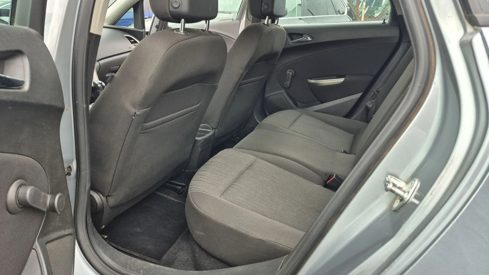 Opel Astra 2012 * 1.7 CDTi * Sport Tourer * Бартер * Лизинг * - изображение 9