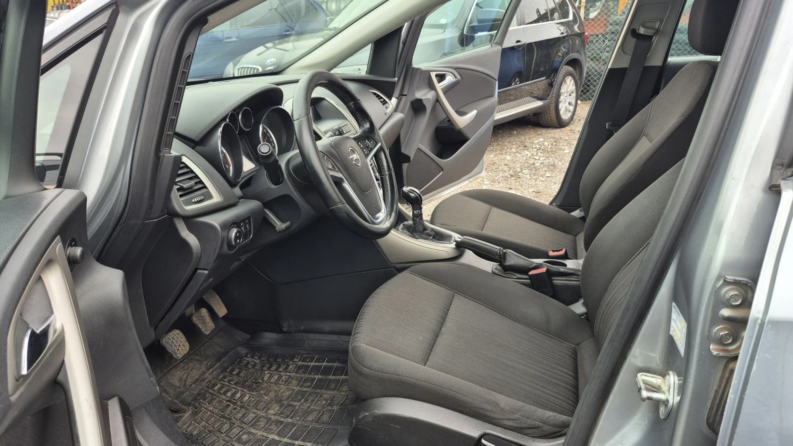 Opel Astra 2012 * 1.7 CDTi * Sport Tourer * Бартер * Лизинг * - изображение 8