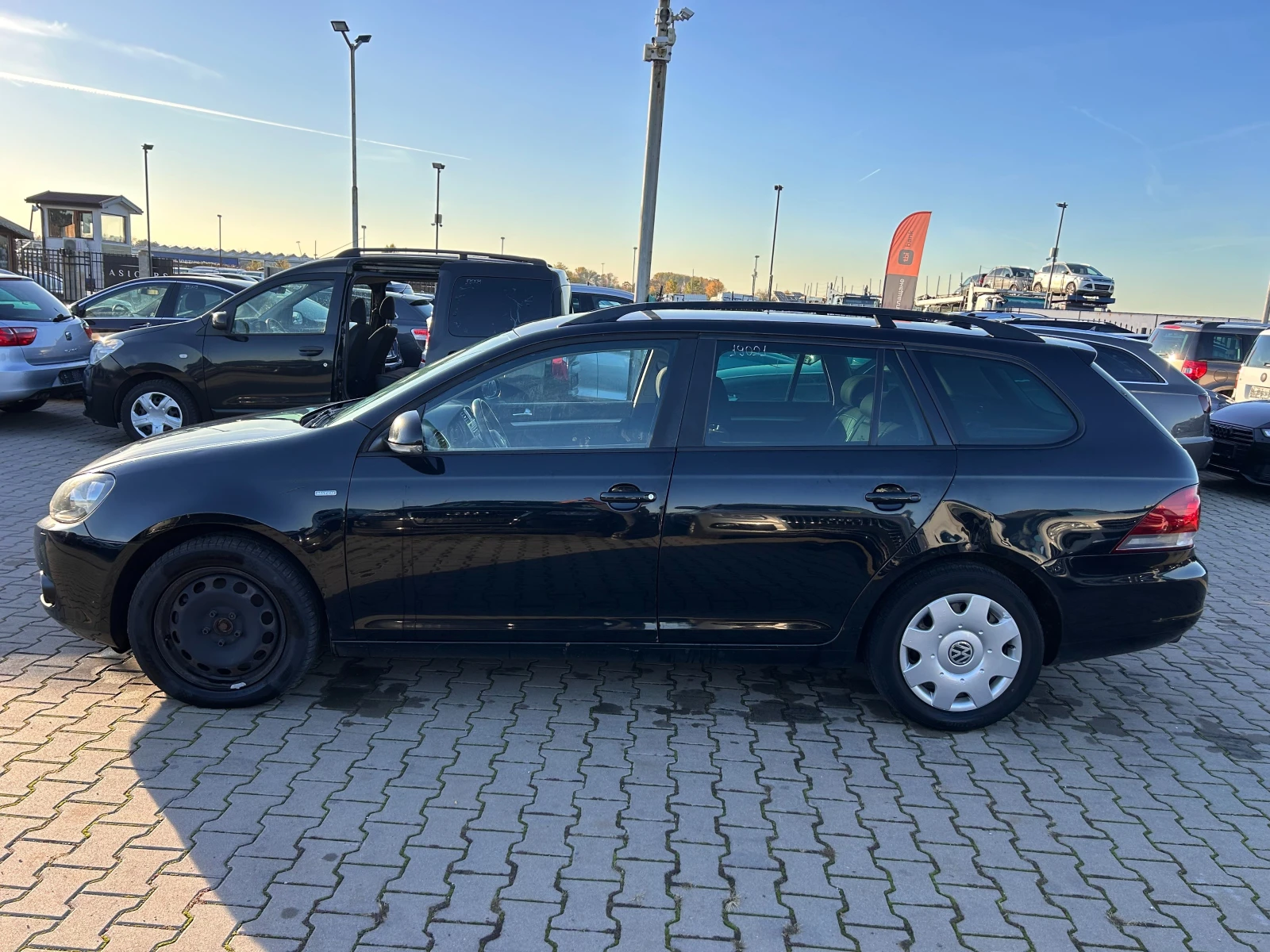 VW Golf 2.0TDI AVTOMAT/KOJA/NAVI EURO 5 | Mobile.bg   9