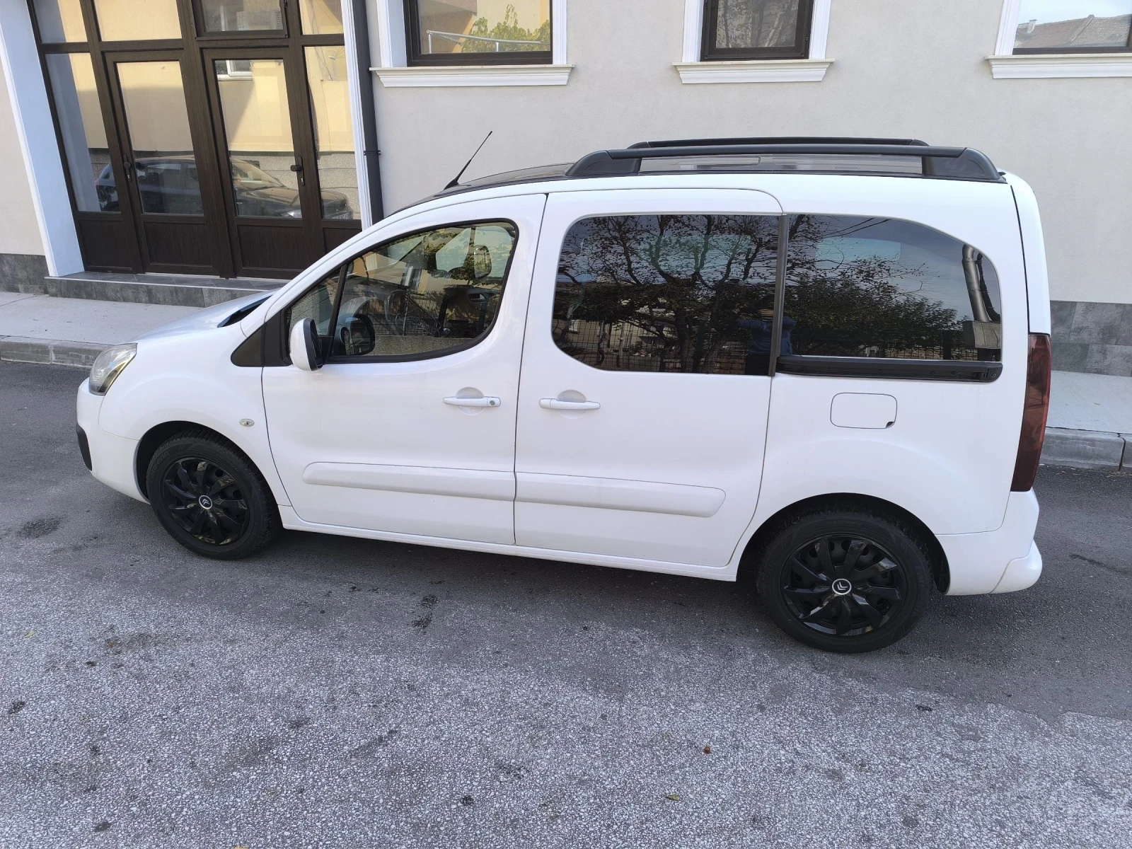 Citroen Berlingo 1.6 - изображение 2