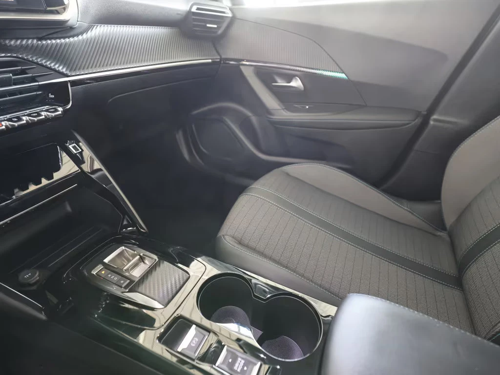 Peugeot 2008 ALLURE/136HP/CAM/LED/NAVI/L.ASSIST/DIGI/636g | Mobile.bg   11