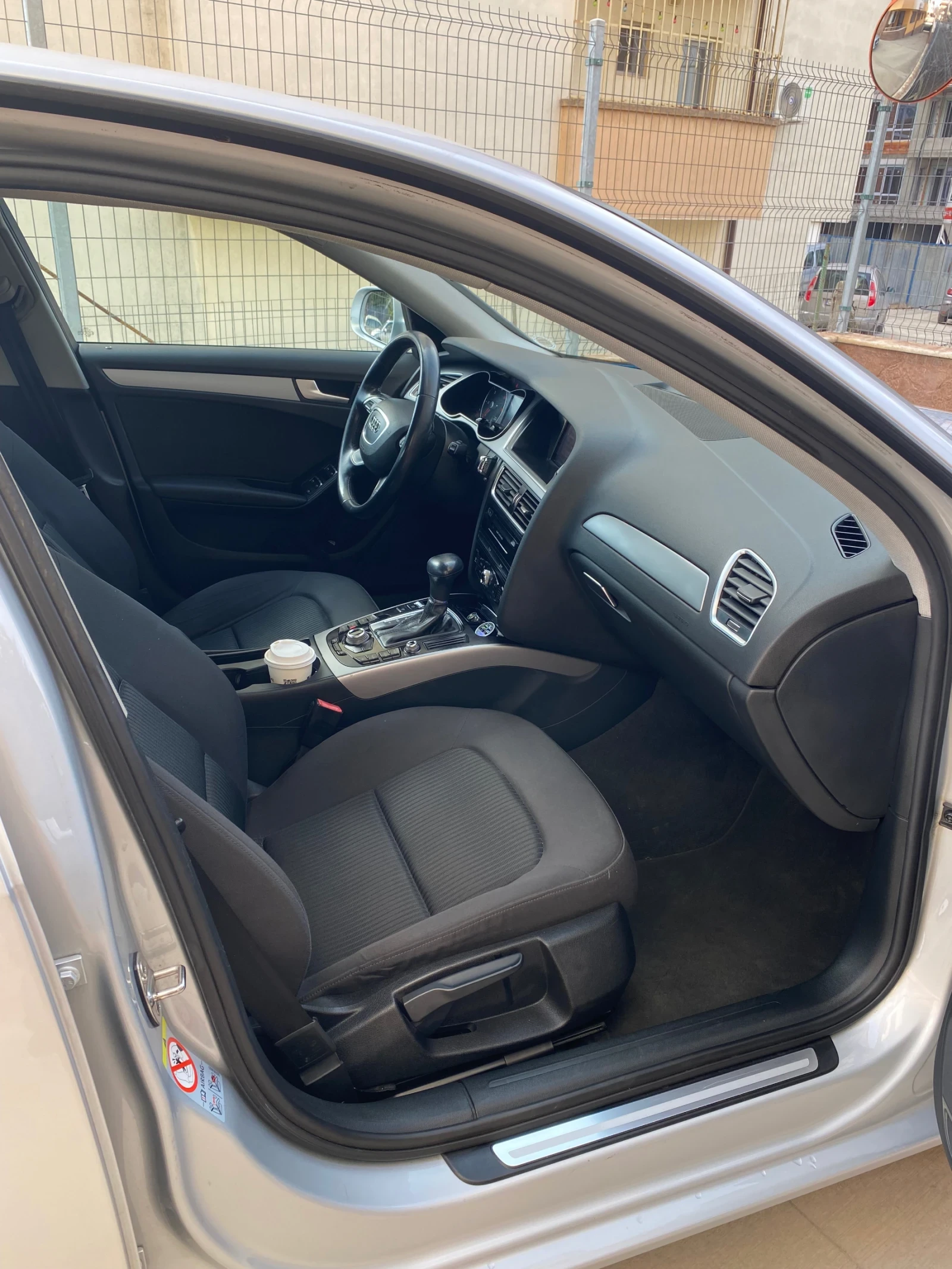 Audi A4 2.0TDI Facelift 177кс, снимка 8 - Автомобили и джипове - 53894199