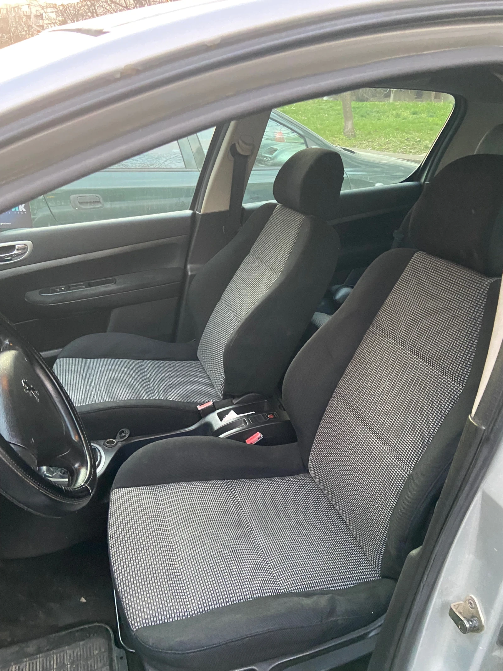 Peugeot 307, снимка 8 - Автомобили и джипове - 53928410