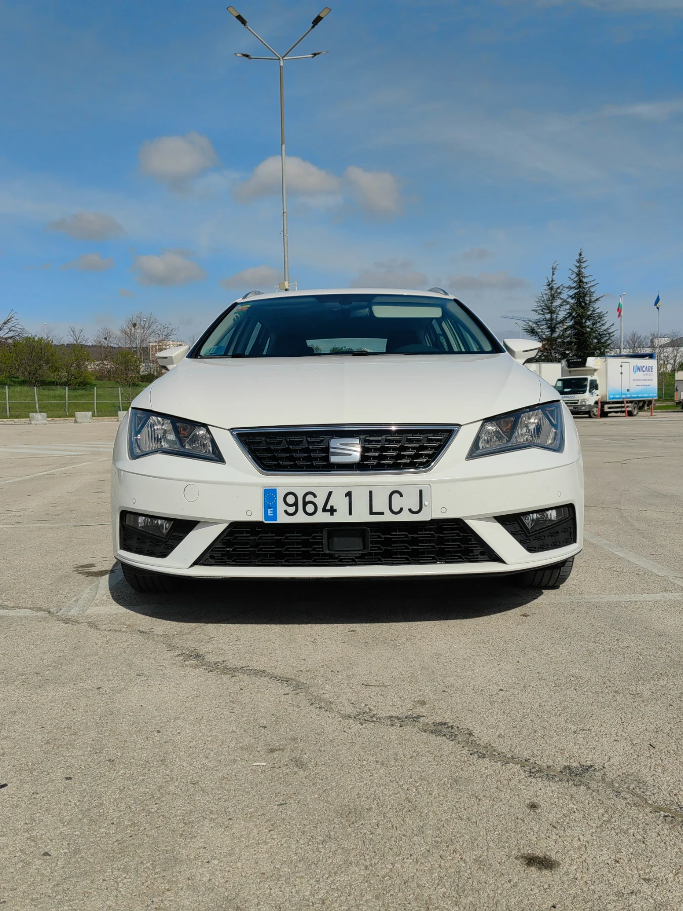 Seat Leon, снимка 3 - Автомобили и джипове - 54229638
