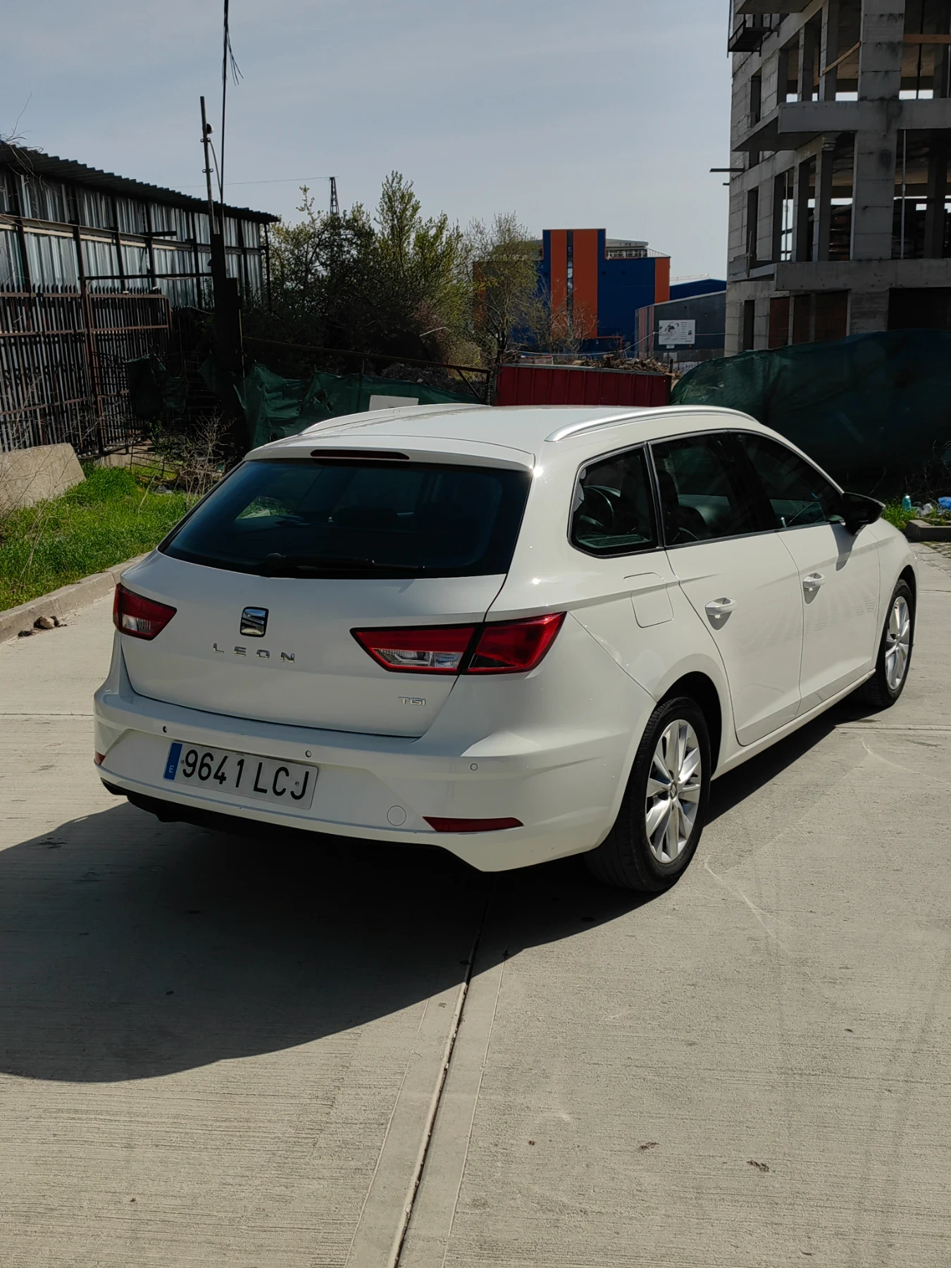 Seat Leon, снимка 7 - Автомобили и джипове - 54229638