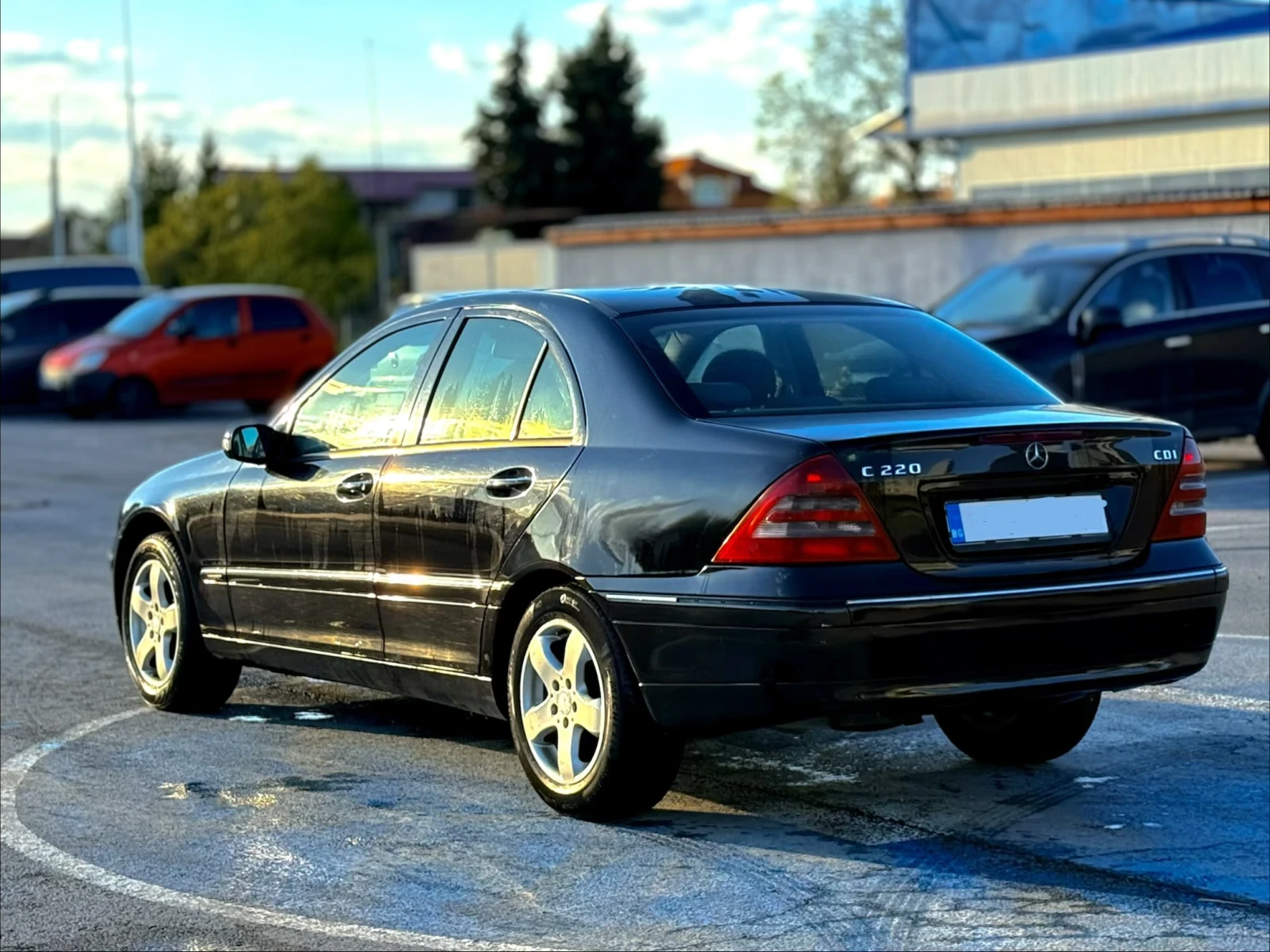 Mercedes-Benz C 220, снимка 4 - Автомобили и джипове - 54551510