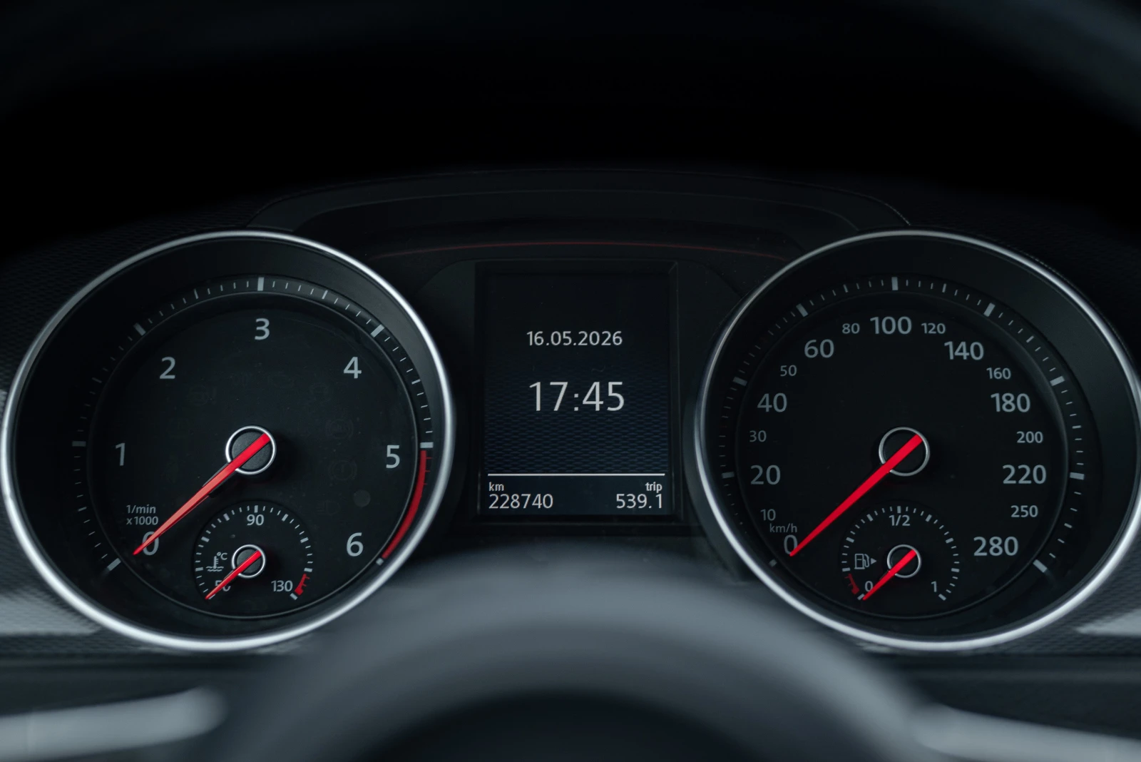 VW Golf GTD, снимка 11 - Автомобили и джипове - 54599402