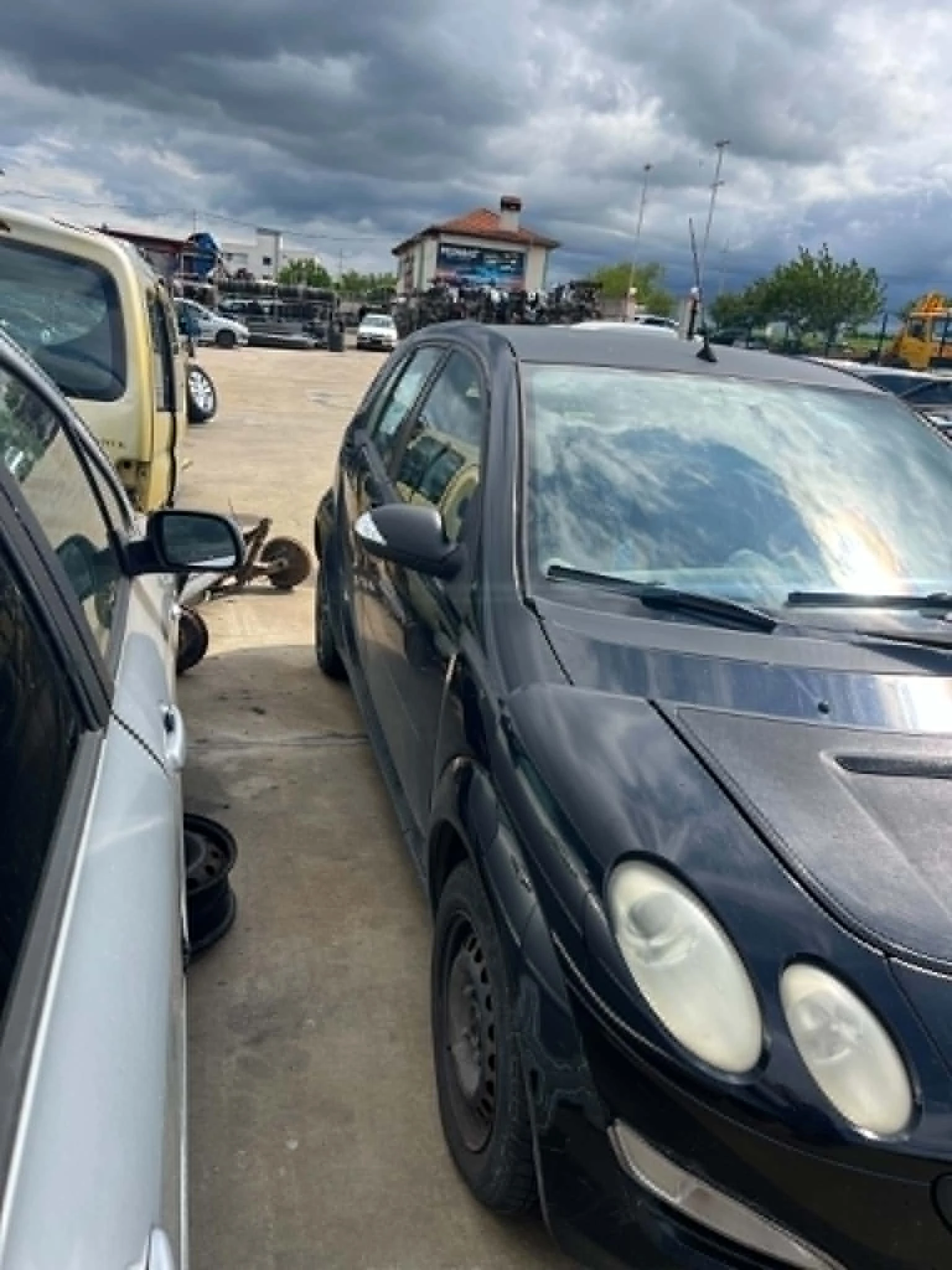 Smart Forfour, снимка 2 - Автомобили и джипове - 54644103