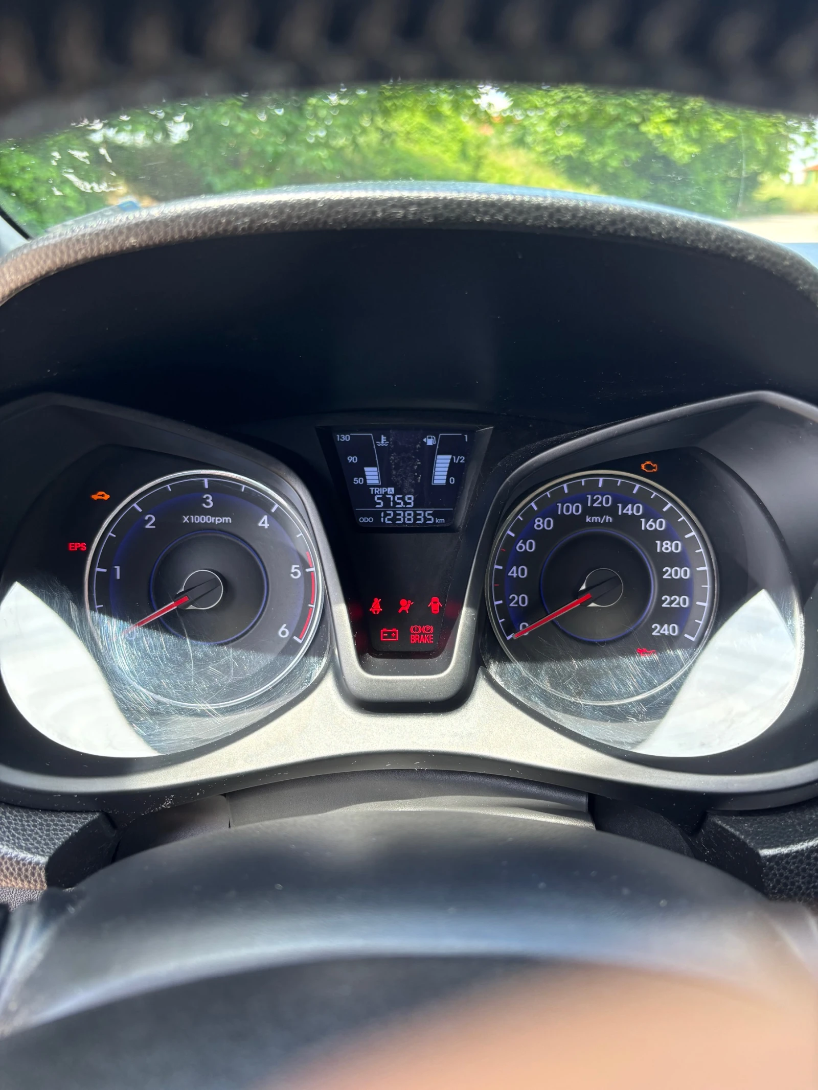 Hyundai Ix20  Blue drive, снимка 11 - Автомобили и джипове - 54782717