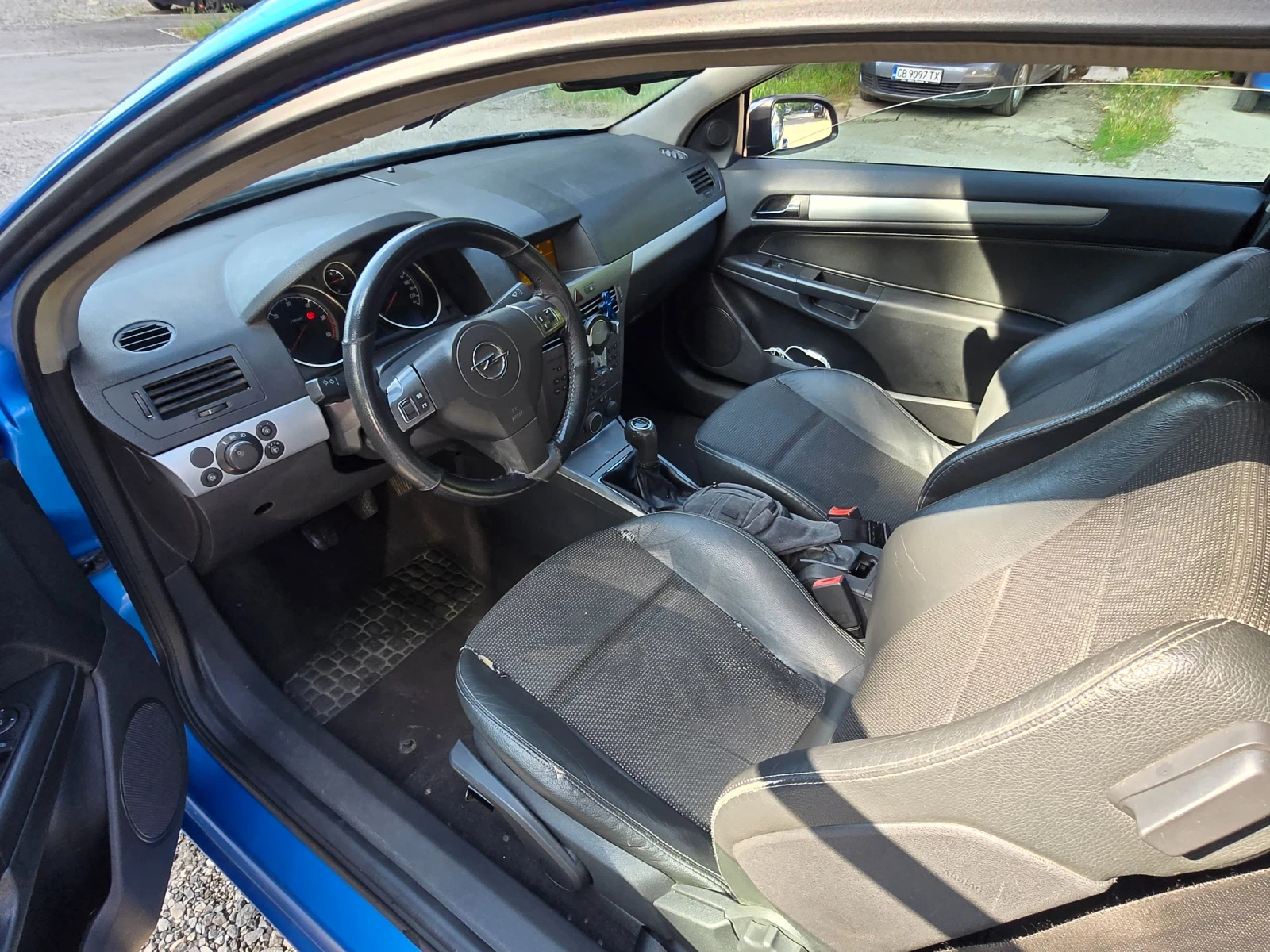Opel Astra HGT 1.7 DISEL  COSMO, снимка 8 - Автомобили и джипове - 54976417
