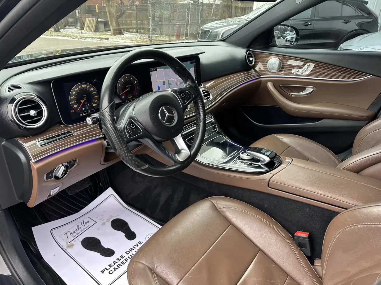 Mercedes-Benz E 400 AMG* 4matic* Burmester* Без инциденти* Brown Int., снимка 10 - Автомобили и джипове - 55614781