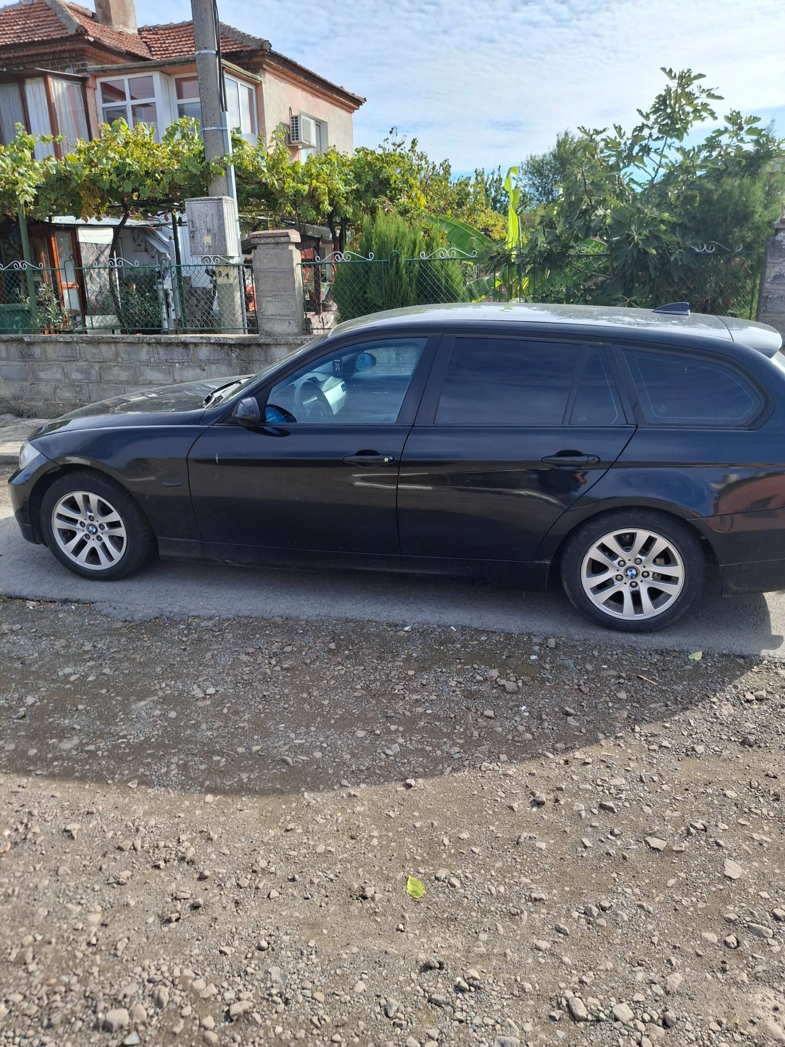 BMW 318, снимка 16 - Автомобили и джипове - 56244056