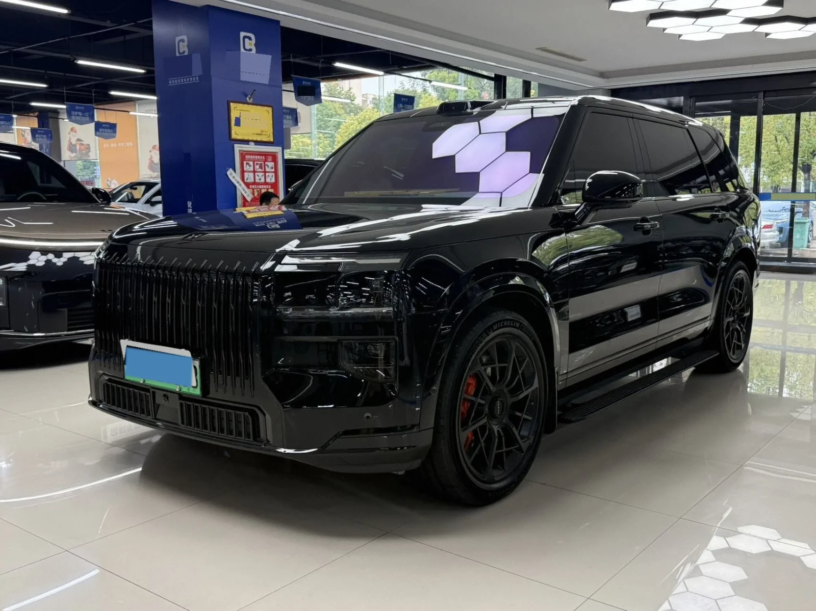 Zeekr 9X PHEV 55kWh Ultra Edition