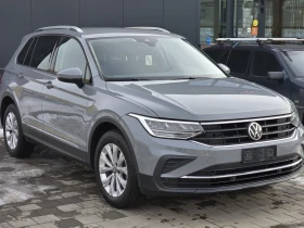 VW Tiguan 2.0D Avtomat  на 40000км. НОВ НОВ , снимка 1