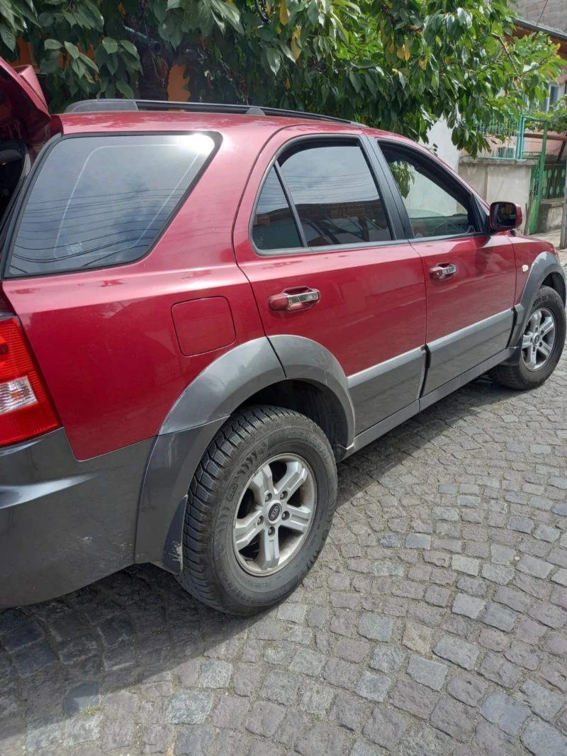 Kia Sorento, снимка 5 - Автомобили и джипове - 47356945