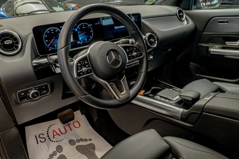 Mercedes-Benz GLA 200 d/4Matic/Virtual/Камера/, снимка 6 - Автомобили и джипове - 51085567