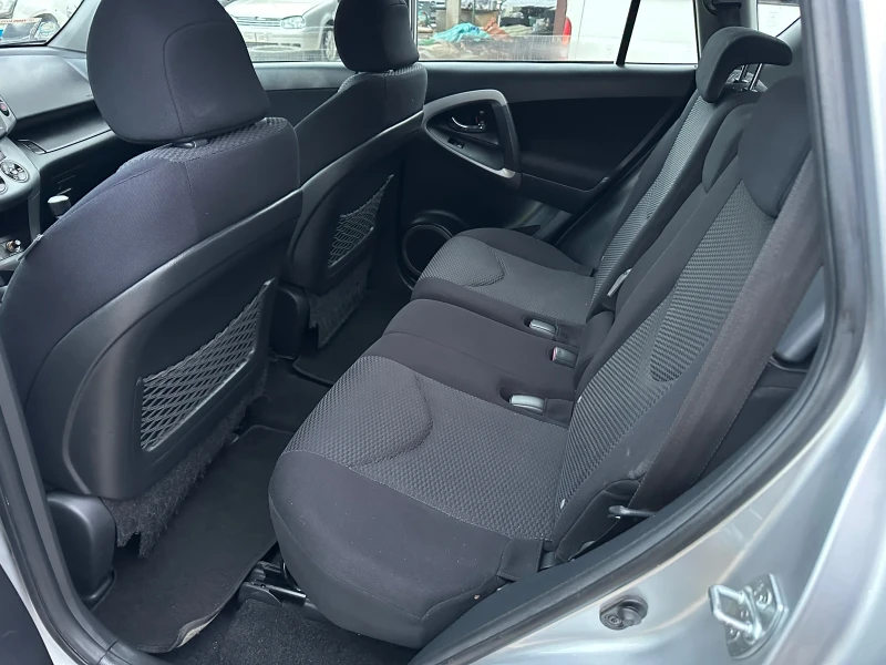 Toyota Rav4 2.2D4d - 10600 лв. - 29366335 | Car24.bg