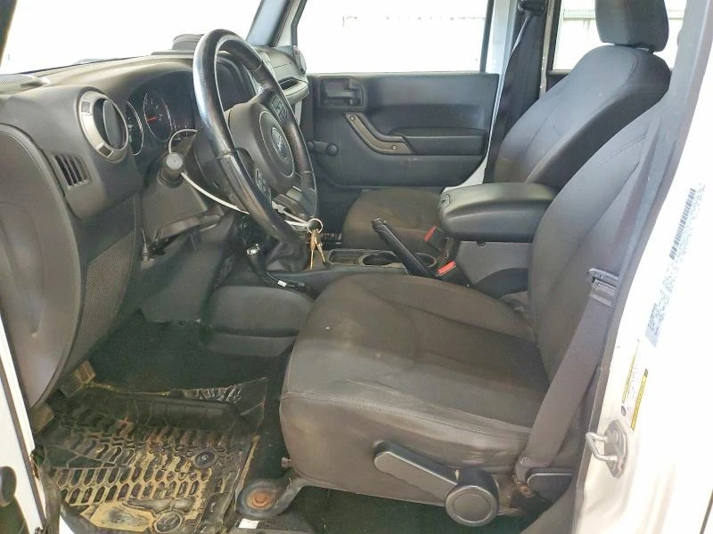 Jeep Wrangler, снимка 7 - Автомобили и джипове - 54622561