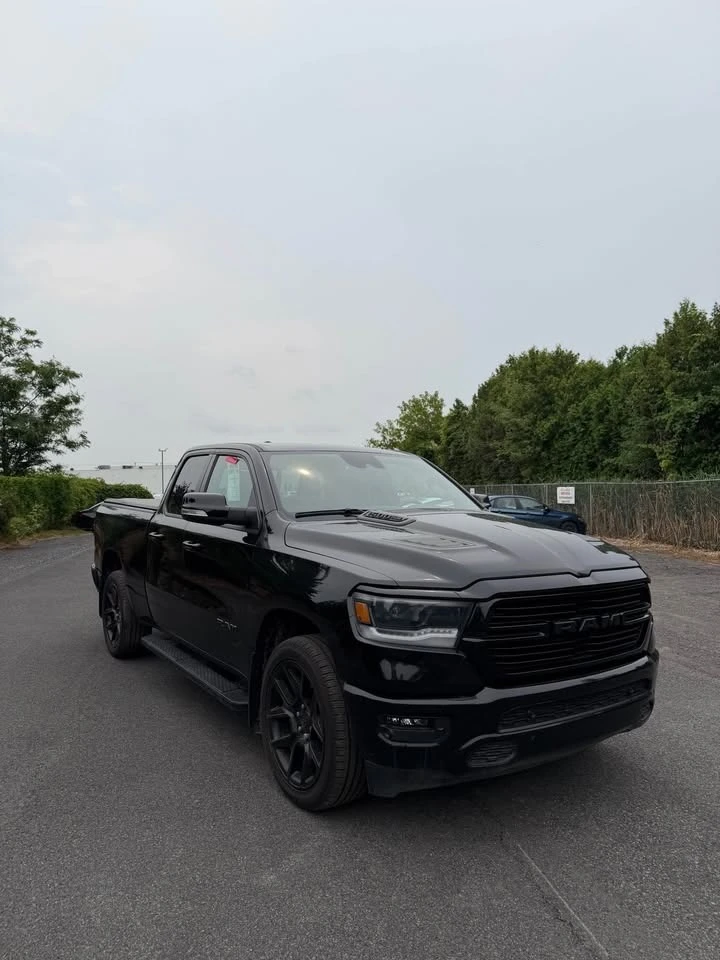 Dodge RAM 1500 * SPORT * CARPLAY * 5.7 HEMI * , снимка 2 - Автомобили и джипове - 55577683