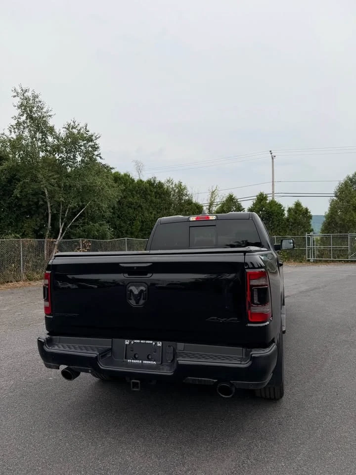 Dodge RAM 1500 * SPORT * CARPLAY * 5.7 HEMI * , снимка 3 - Автомобили и джипове - 55577683