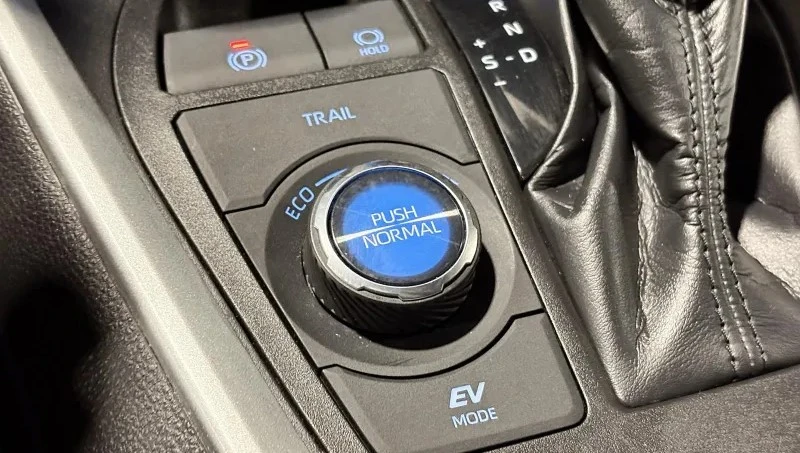 Toyota Rav4 XSE Hybrid AWD, снимка 13 - Автомобили и джипове - 55942507