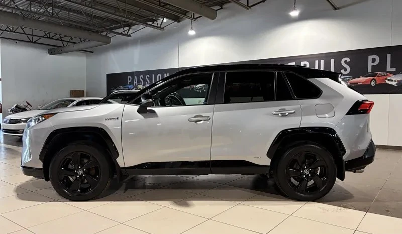 Toyota Rav4 XSE Hybrid AWD, снимка 3 - Автомобили и джипове - 55942507