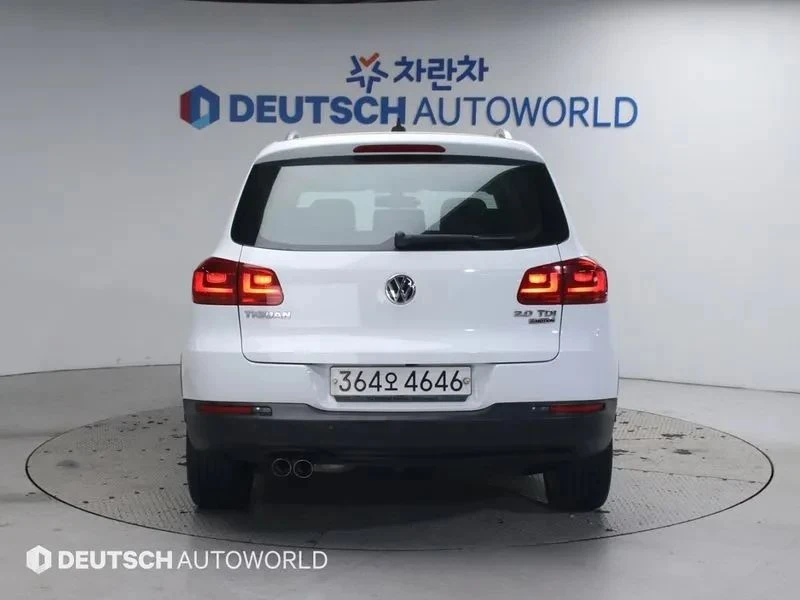 VW Tiguan, снимка 4 - Автомобили и джипове - 56688141