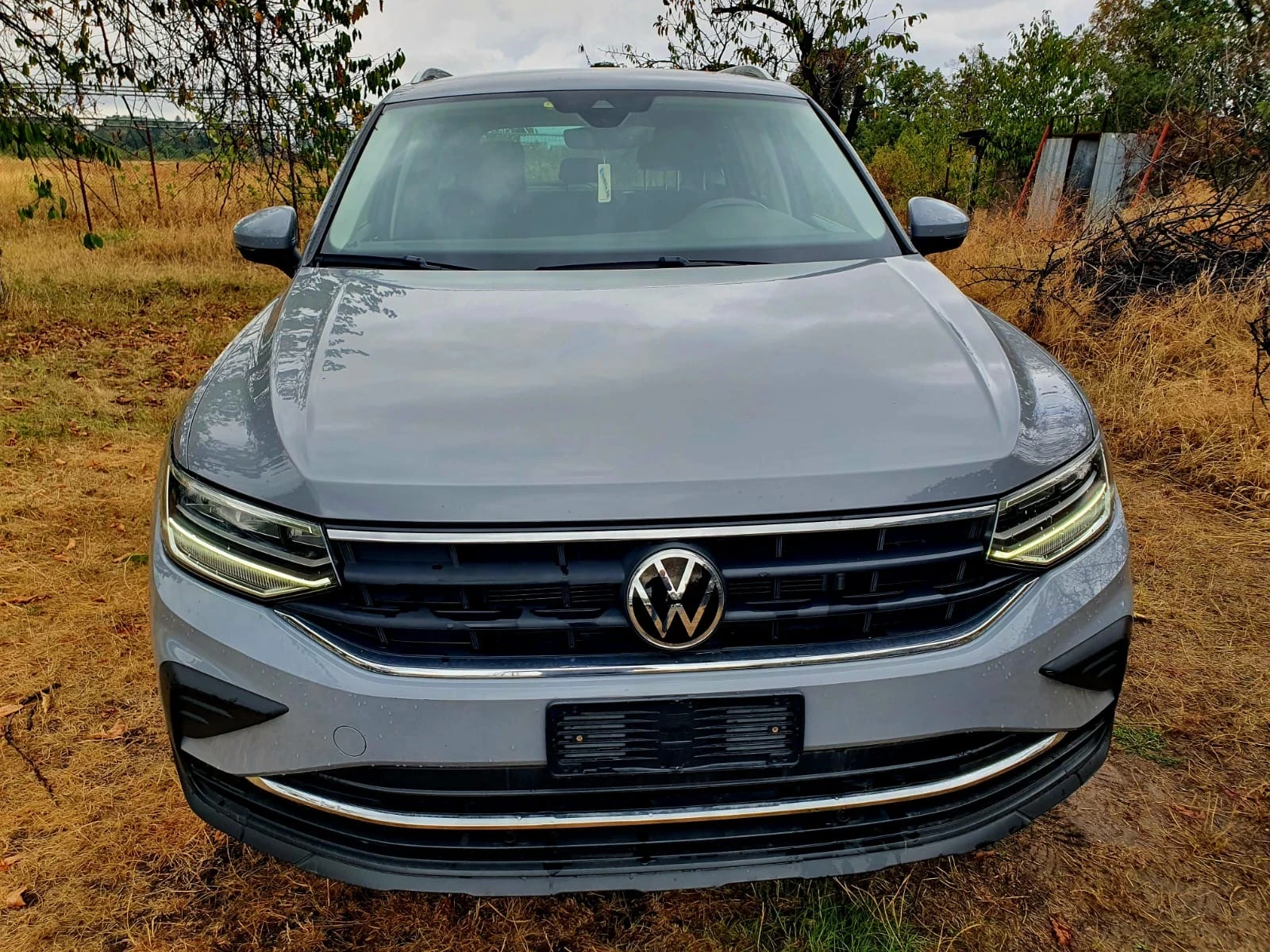 VW Tiguan 2.0D Avtomat  на 40000км. НОВ НОВ  - изображение 7