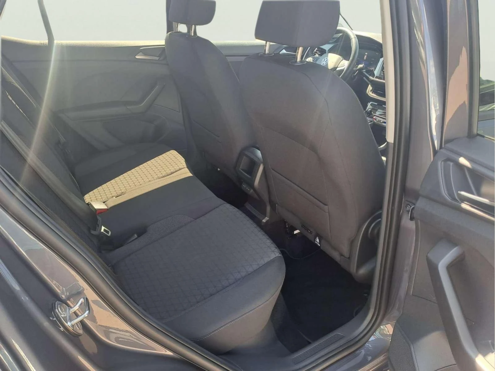VW T-Cross 1.0 TSI - изображение 10