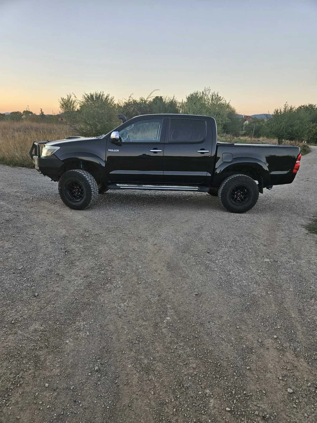 Toyota Hilux  - изображение 7