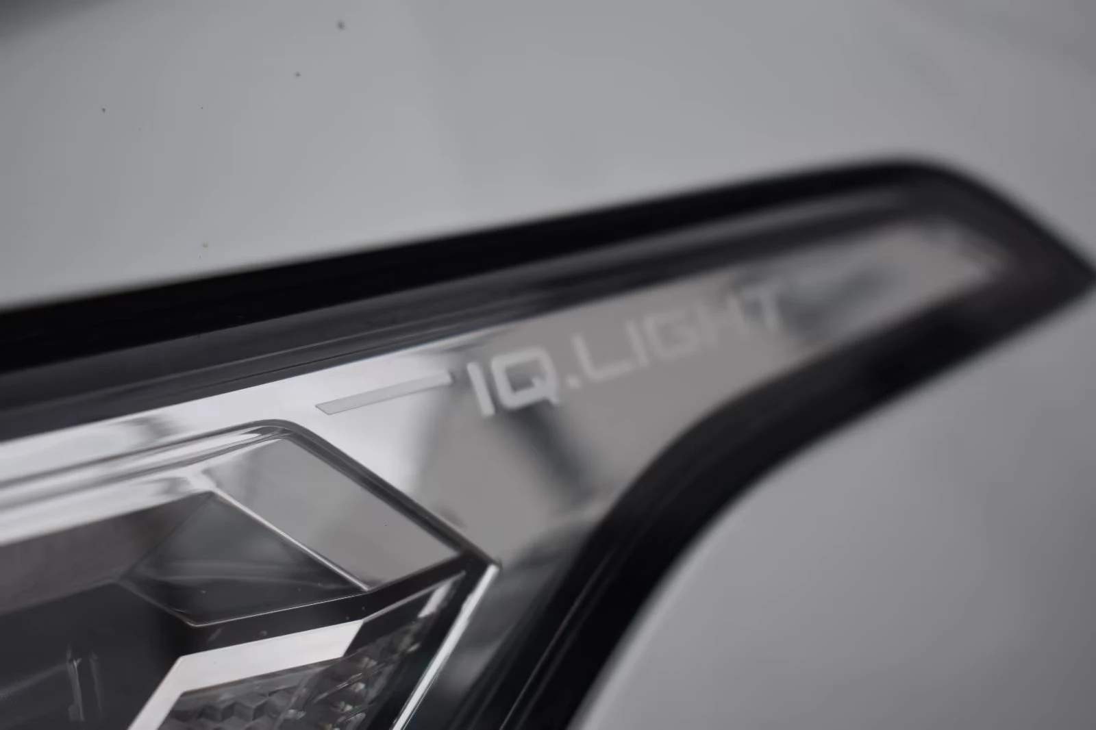 VW Tiguan 2.0TDI/R-LINE/150HP/DSG/ACC/AMBI/CPLAY/H&K/790f - изображение 7