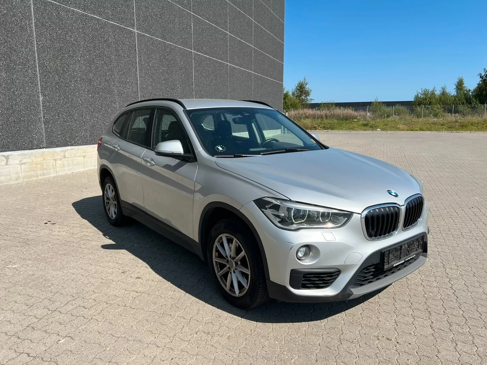 BMW X1 2.0d sDrive Steptronic - изображение 2